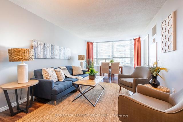 1403 - 1270 Maple Crossing Blvd, Condo with 2 bedrooms, 2 bathrooms and 2 parking in Burlington ON | Image 6