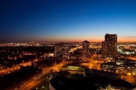 2009 - 60 Town Centre Crt, Condo with 2 bedrooms, 1 bathrooms and 1 parking in Toronto ON | Image 17