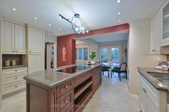 111 Blythwood Rd, House detached with 4 bedrooms, 5 bathrooms and 3 parking in Toronto ON | Image 5