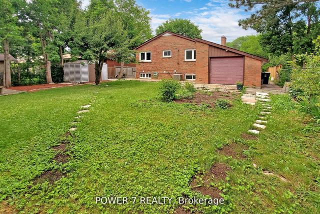 3 Fleetwell Crt S, House detached with 3 bedrooms, 3 bathrooms and 8 parking in Toronto ON | Image 23