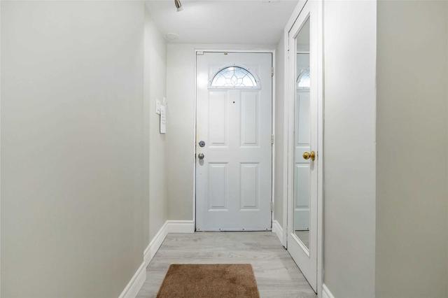 87 - 180 Mississauga Valley Blvd, Townhouse with 4 bedrooms, 4 bathrooms and 1 parking in Mississauga ON | Image 2