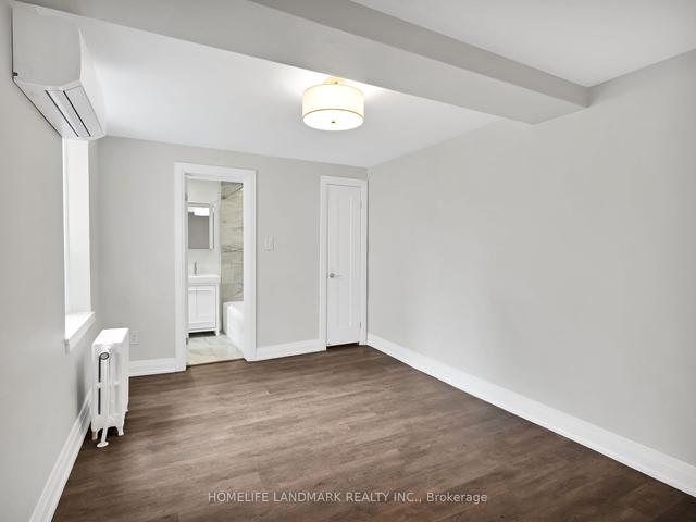 102 - 699 Eglinton Ave W, Condo with 1 bedrooms, 1 bathrooms and 1 parking in Toronto ON | Image 2