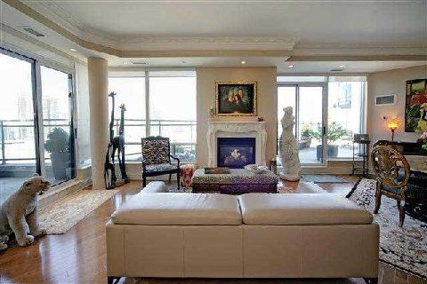 lph3 - 300 Bloor St E, Condo with 2 bedrooms, 3 bathrooms and 2 parking in Toronto ON | Image 4