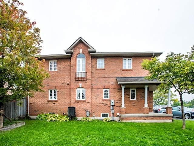 57 Manett Cres, House attached with 3 bedrooms, 3 bathrooms and 2 parking in Brampton ON | Image 3