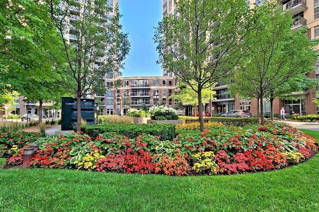 1809 - 1 Michael Power Pl, Condo with 2 bedrooms, 2 bathrooms and 1 parking in Toronto ON | Image 12