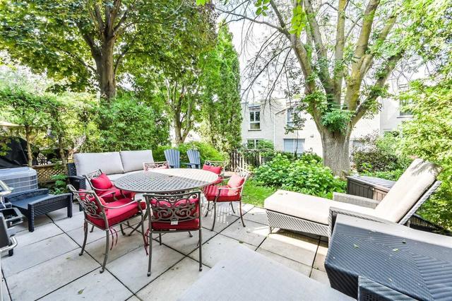 8 Cartwheel Mill Way, Townhouse with 3 bedrooms, 3 bathrooms and 2 parking in Toronto ON | Image 17