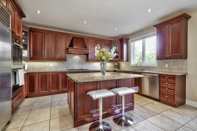 2377 Rideau Dr, House detached with 4 bedrooms, 5 bathrooms and 4 parking in Oakville ON | Image 23
