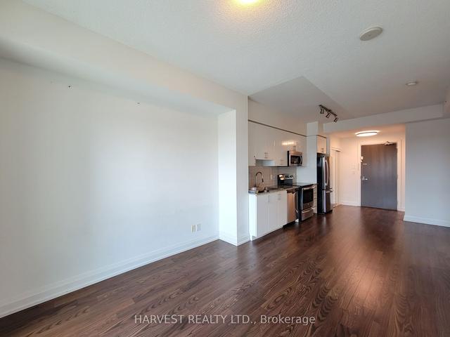 2510 - 7171 Yonge St, Condo with 1 bedrooms, 1 bathrooms and 1 parking in Markham ON | Image 2