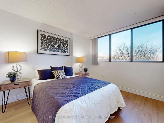 502 - 6500 Montevideo Rd, Condo with 3 bedrooms, 2 bathrooms and 2 parking in Mississauga ON | Image 4