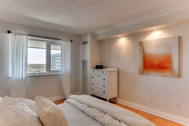 1807 - 260 Scarlett Rd, Condo with 1 bedrooms, 1 bathrooms and 1 parking in Toronto ON | Image 15