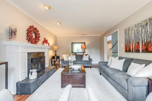 1270 Fairmeadow Tr, House detached with 4 bedrooms, 4 bathrooms and 6 parking in Oakville ON | Image 7