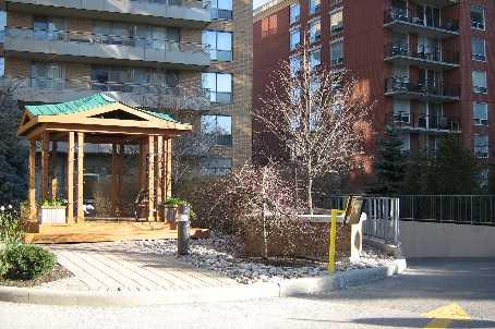 lph11 - 245 Davisville Ave, Condo with 2 bedrooms, 2 bathrooms and 1 parking in Toronto ON | Image 2