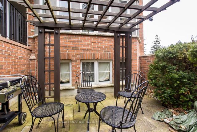17 - 85 Church St, Townhouse with 3 bedrooms, 4 bathrooms and 4 parking in Mississauga ON | Image 4