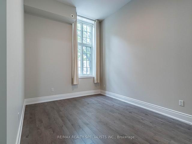 102 - 1111 Avenue Rd, Condo with 2 bedrooms, 2 bathrooms and 1 parking in Toronto ON | Image 16