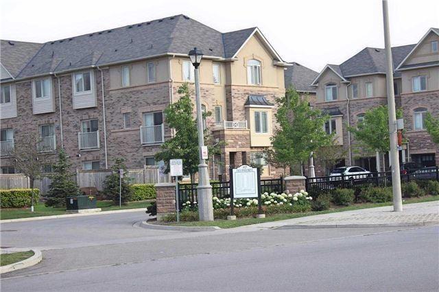 8 - 6625 Falconer Dr, Townhouse with 3 bedrooms, 3 bathrooms and 1 parking in Mississauga ON | Image 2