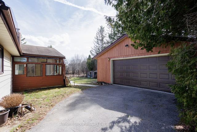 14 Lakeview Cres, House detached with 3 bedrooms, 3 bathrooms and 6 parking in Kawartha Lakes ON | Image 23