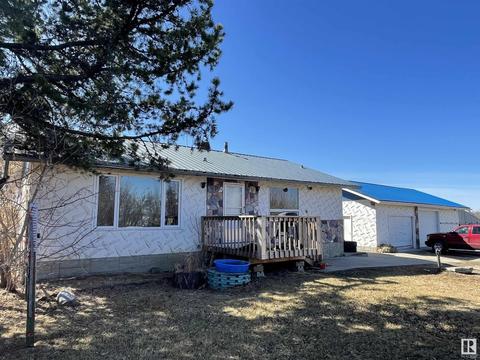 14017 Nashim Dr, House detached with 4 bedrooms, 2 bathrooms and null parking in Lac la Biche County AB | Card Image