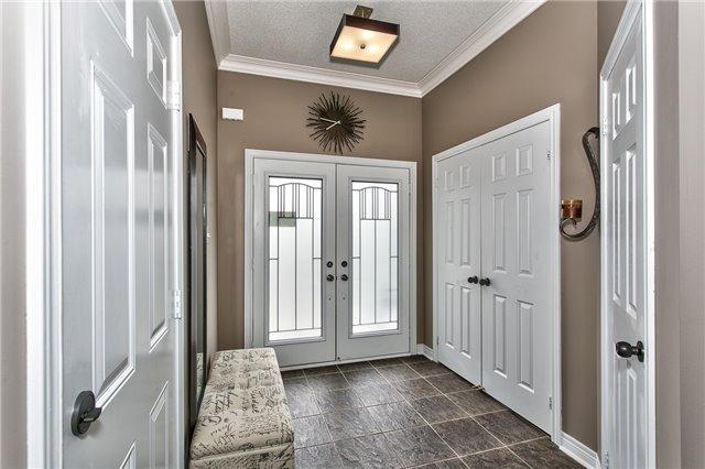 80 Polonia Ave, House detached with 4 bedrooms, 4 bathrooms and 4 parking in Brampton ON | Image 3