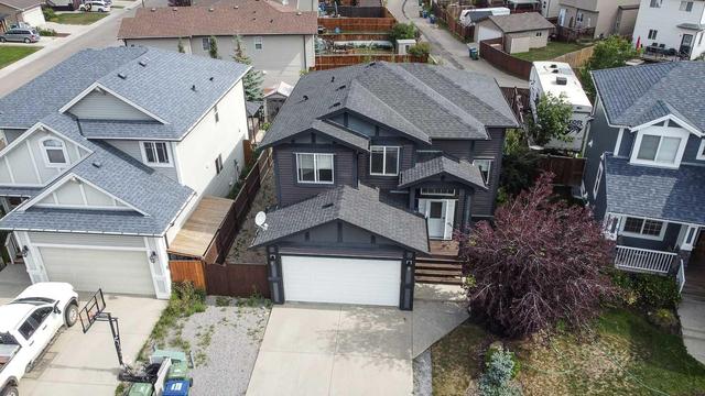2112 Luxstone Boulevard Sw, House detached with 3 bedrooms, 3 bathrooms and 5 parking in Airdrie AB | Image 1