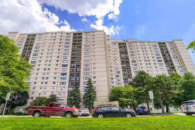 817 - 5 Parkway Forest Dr, Condo with 3 bedrooms, 2 bathrooms and 1 parking in Toronto ON | Image 1