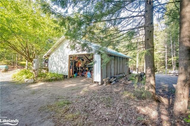 1255 Falkenburg Road, House detached with 3 bedrooms, 2 bathrooms and 20 parking in Muskoka Lakes ON | Image 37