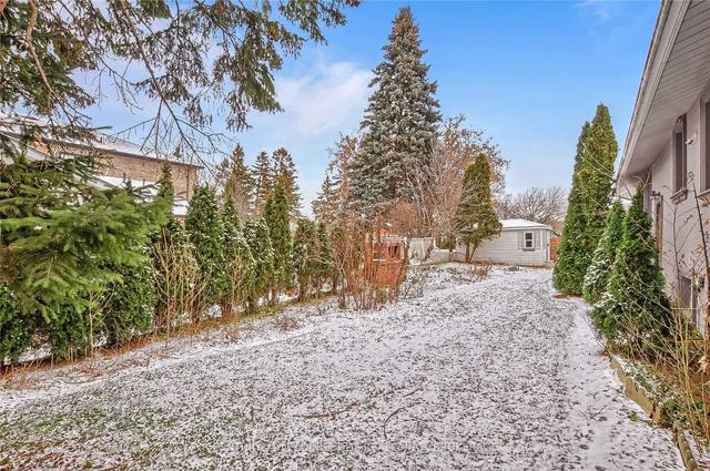 2 Joy Dr, House detached with 3 bedrooms, 2 bathrooms and 6 parking in Toronto ON | Image 32