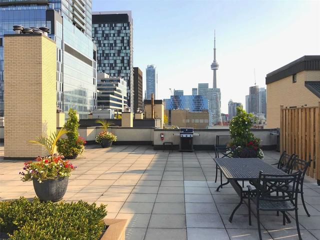 ph10 - 211 St. Patrick St, Condo with 2 bedrooms, 2 bathrooms and 2 parking in Toronto ON | Image 9
