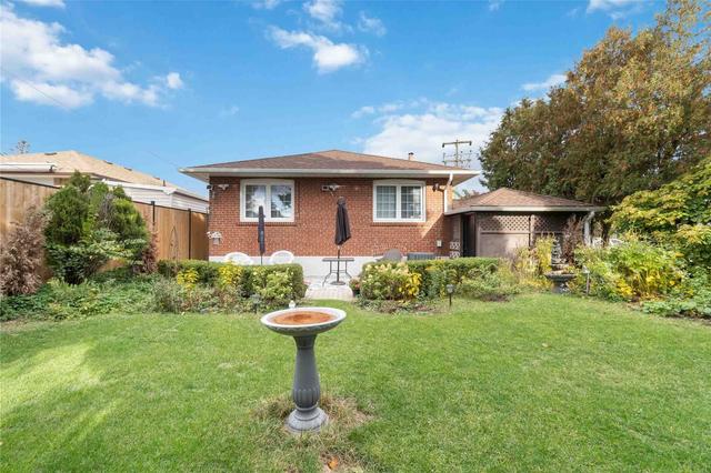 1192 Pharmacy Ave, House detached with 3 bedrooms, 2 bathrooms and 6 parking in Toronto ON | Image 11
