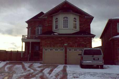 628 Orange Walk Cres, House detached with 5 bedrooms, 4 bathrooms and 6 parking in Mississauga ON | Image 1