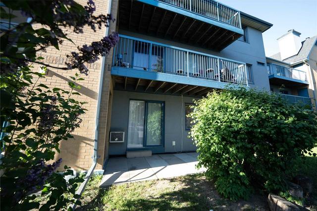 1112 - 95 Trailwood Dr, Townhouse with 2 bedrooms, 2 bathrooms and 1 parking in Mississauga ON | Image 10