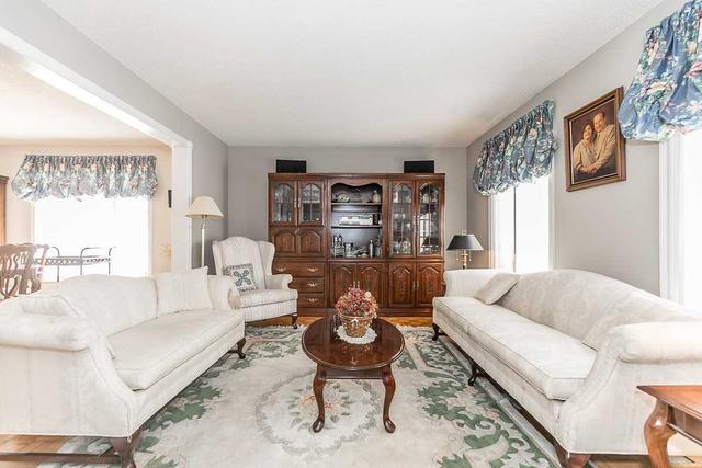 863 Filiberto Pl, House detached with 4 bedrooms, 4 bathrooms and 6 parking in Newmarket ON | Image 37