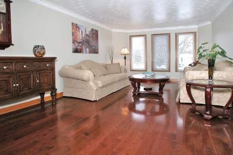 80 Adrian Cres, House detached with 4 bedrooms, 4 bathrooms and 2 parking in Markham ON | Image 2