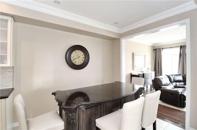 15 Sedgewick Pl, House attached with 3 bedrooms, 3 bathrooms and 2 parking in Vaughan ON | Image 9