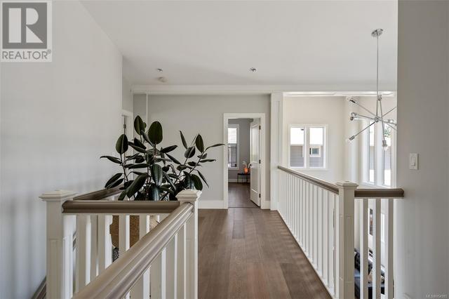 1699 Longacre Dr, House detached with 7 bedrooms, 5 bathrooms and 8 parking in Saanich BC | Image 25