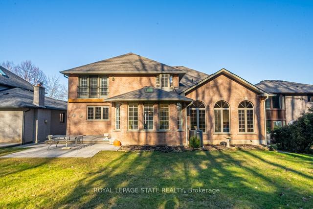 82 Maple Dr, House detached with 4 bedrooms, 5 bathrooms and 8 parking in Hamilton ON | Image 30