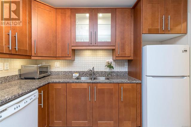 8 - 1184 Clarke Rd, House attached with 2 bedrooms, 1 bathrooms and 1 parking in Central Saanich BC | Image 14