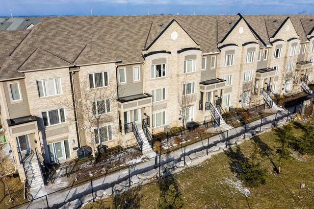 15 - 60 Fairwood Circ, Townhouse with 3 bedrooms, 3 bathrooms and 1 parking in Brampton ON | Image 24