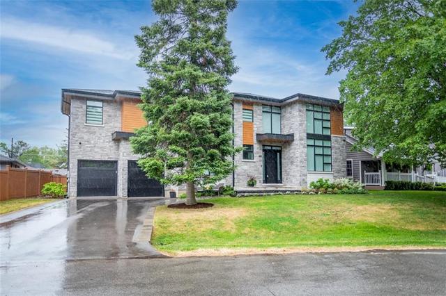 459 Smith Lane, House detached with 5 bedrooms, 4 bathrooms and 4 parking in Oakville ON | Image 1