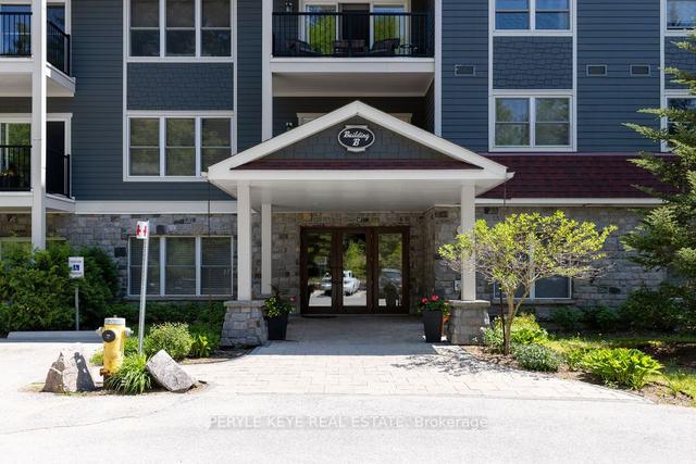 114 - 10 b Kimberley Ave, Condo with 2 bedrooms, 2 bathrooms and 1 parking in Bracebridge ON | Image 34