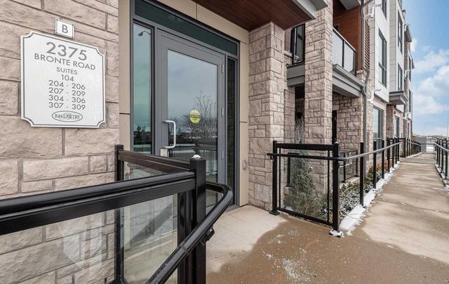 308 - 2375 Bronte Rd, Townhouse with 2 bedrooms, 2 bathrooms and 2 parking in Oakville ON | Image 12