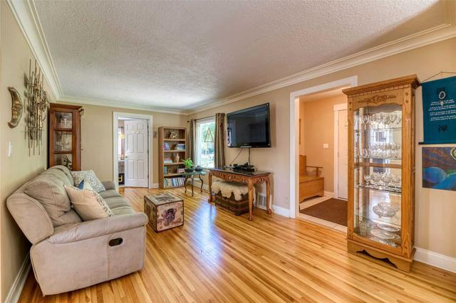 237 Kathleen Ave, House detached with 3 bedrooms, 3 bathrooms and 5 parking in Sarnia ON | Image 16