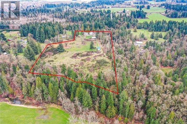 4840 Wilson Rd, House detached with 9 bedrooms, 5 bathrooms and 8 parking in Cowichan Valley E BC | Image 1