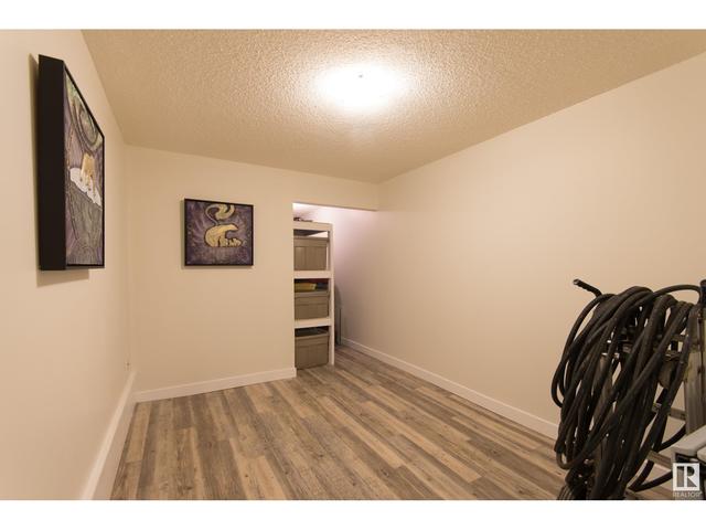 5979 40 Av Nw, House attached with 2 bedrooms, 1 bathrooms and null parking in Edmonton AB | Image 20