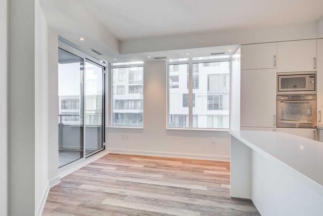 1601W - 27 Bathurst St, Condo with 2 bedrooms, 2 bathrooms and 1 parking in Toronto ON | Image 5