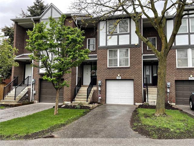 324 Simonston Blvd, Townhouse with 3 bedrooms, 3 bathrooms and 2 parking in Markham ON | Image 1