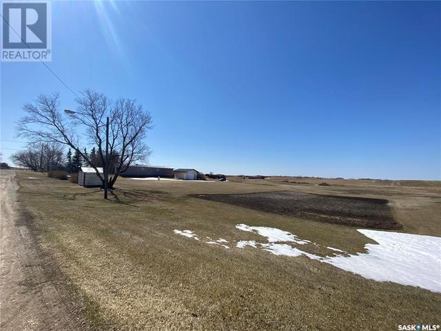 26 Nicholas Street, Home with 2 bedrooms, 1 bathrooms and null parking in Dubuc SK | Image 14