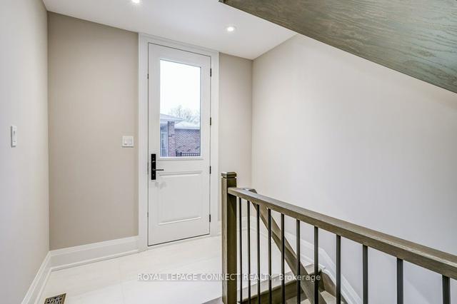 21 Esposito Crt, House detached with 4 bedrooms, 5 bathrooms and 6 parking in Toronto ON | Image 26