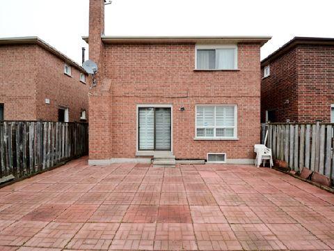 80 Lansbury Dr, House detached with 4 bedrooms, 4 bathrooms and 5 parking in Toronto ON | Image 9