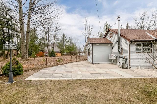 76 Forest Ave, House detached with 2 bedrooms, 1 bathrooms and 3 parking in Wasaga Beach ON | Image 22