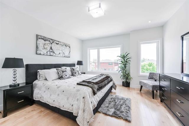 6a Trowell Ave, House semidetached with 3 bedrooms, 4 bathrooms and 2 parking in Toronto ON | Image 9